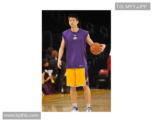 孙悦的篮球之路：从少年梦想到职业生涯的辉煌与挑战